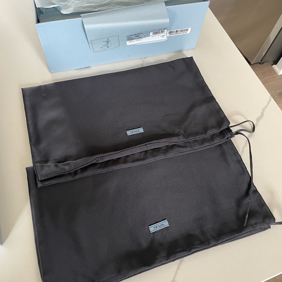 Prada Calzature Donna Metallic Platform Heel in Nero - Picture 7 of 10